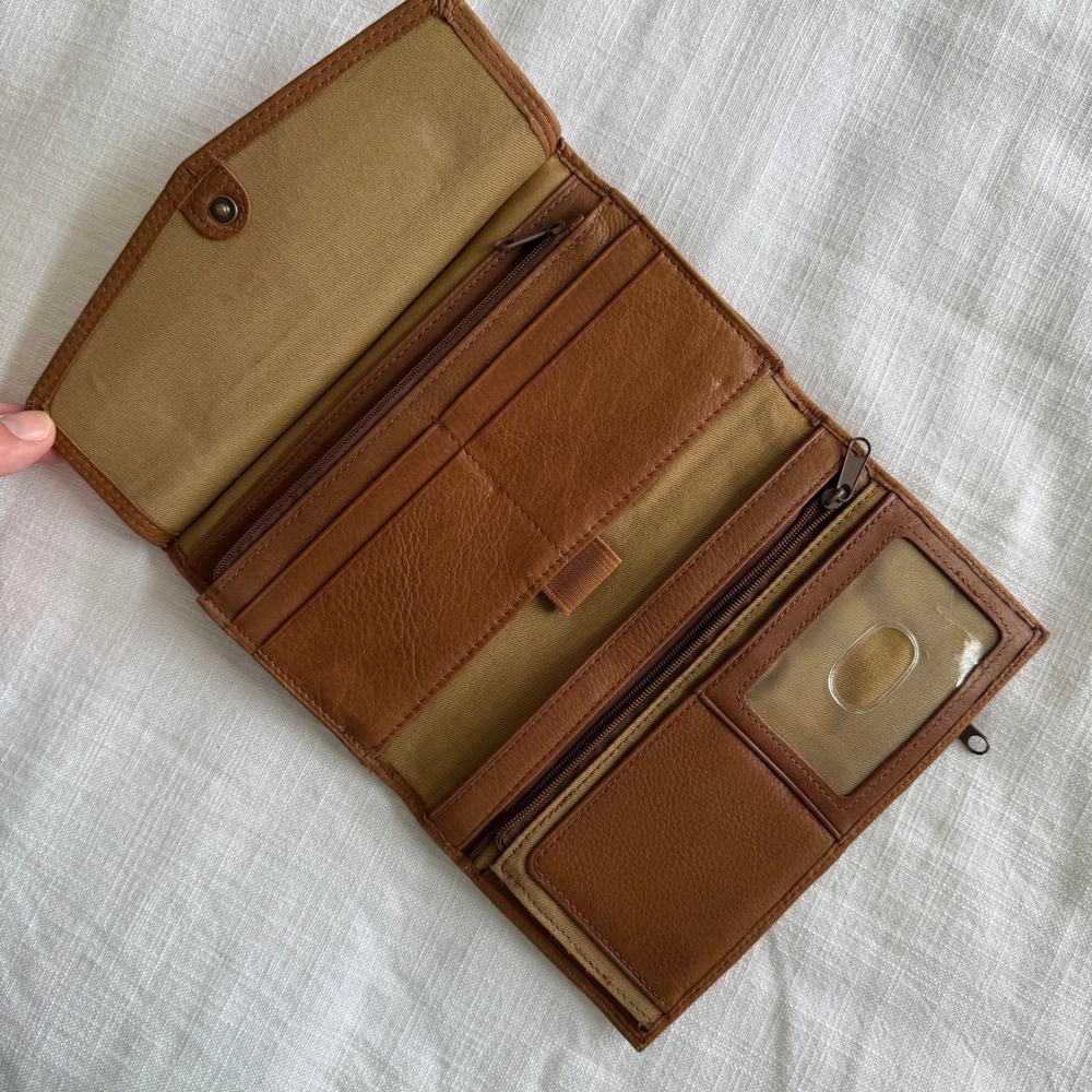 Fossil Tan‎ Leather Trifold Clutch Wallet Zip Pocket ID Window Cognac Brown - Picture 4 of 6